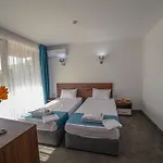Zonya فندق ساني بيتش