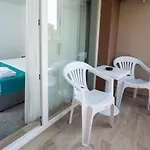 מלון Zonya סאני ביץ'