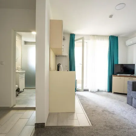 Zonya Солнечный берег