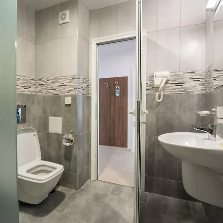 Hotel Zonya 3*
